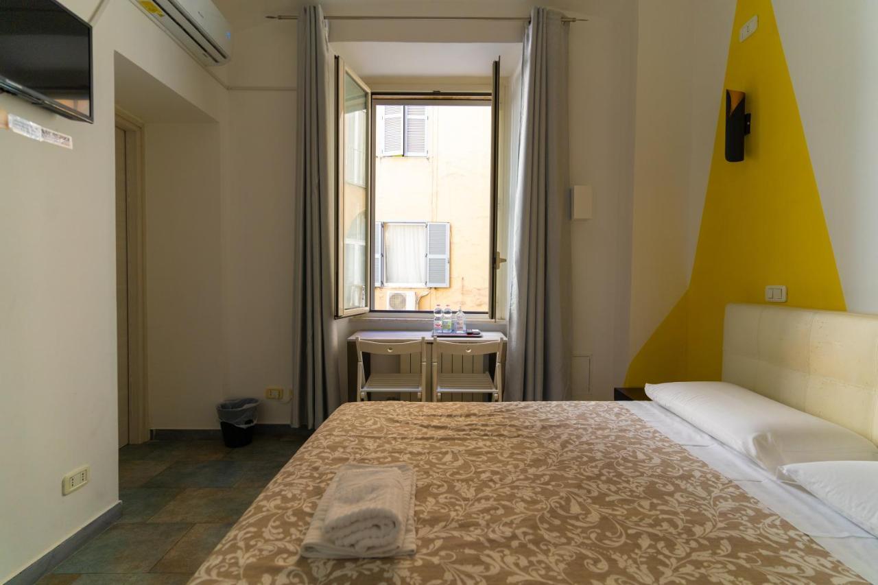 Romafullhouse Guesthouse Rome Exterior photo